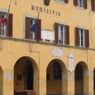 Cascina: dopo l’ispezione dell'Asl aperta porta di sicurezza