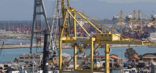 Porto di Livorno più sicuro: calano gli infortuni sul lavoro