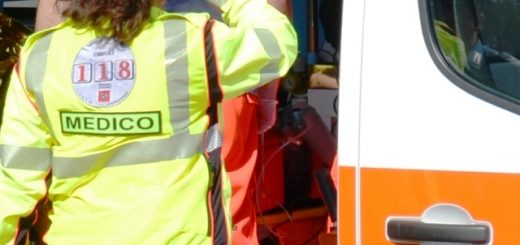 Incidente nella vecchia manifattura a Stabbia: muore un uomo