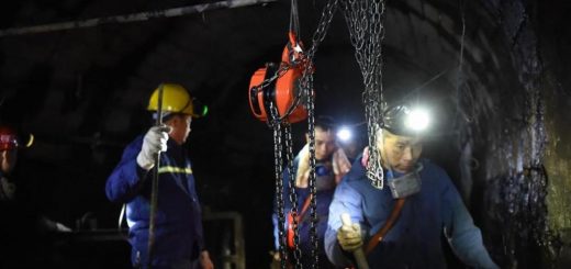 Cina, tutti morti i 33 operai intrappolati nella miniera